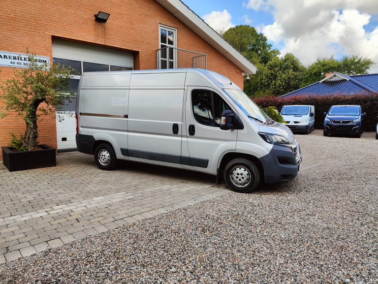 Peugeot Boxer 330 BlueHDi 130 L2H2