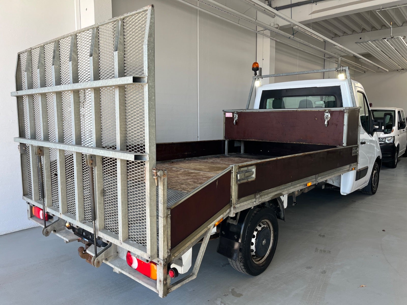 Billede af Renault Master III T35 2,3 dCi 170 L3 Knæklad