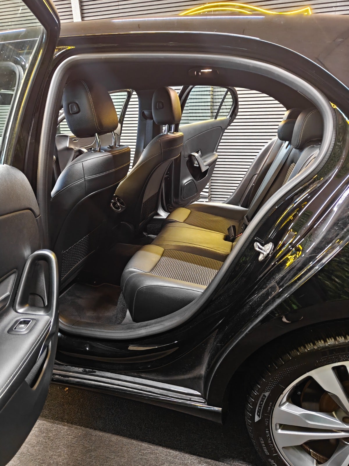 Billede af Mercedes A250 e 1,3 Advantage aut.