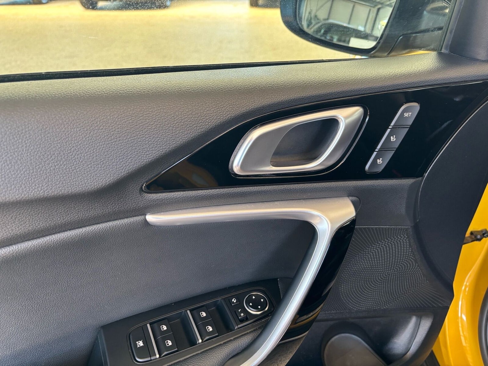 Kia XCeed PHEV Upgrade Intro DCT