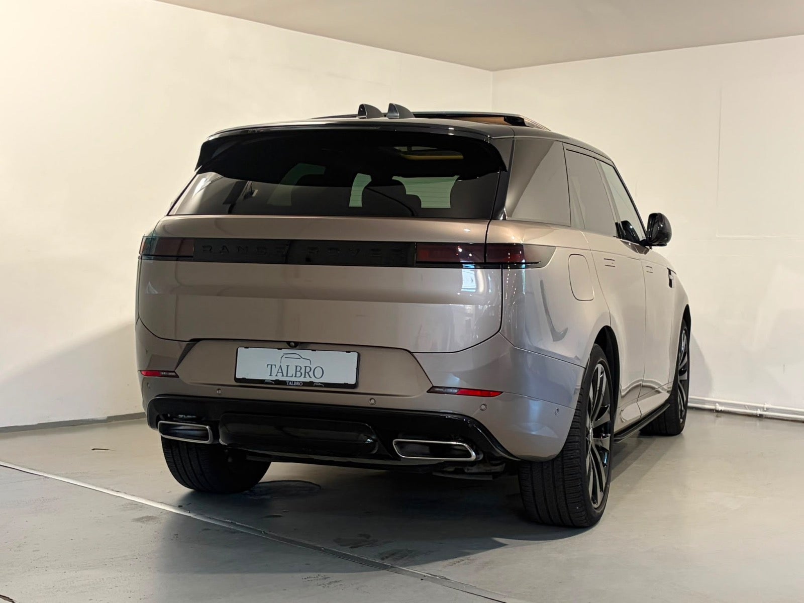Land Rover – Range Rover Sport