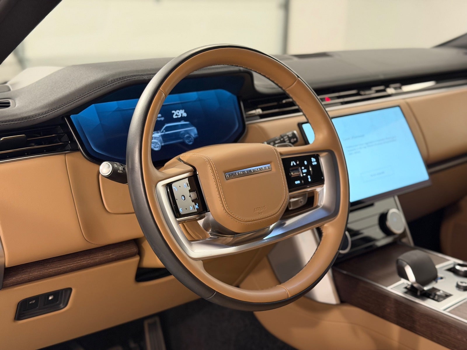 Land Rover – Range Rover