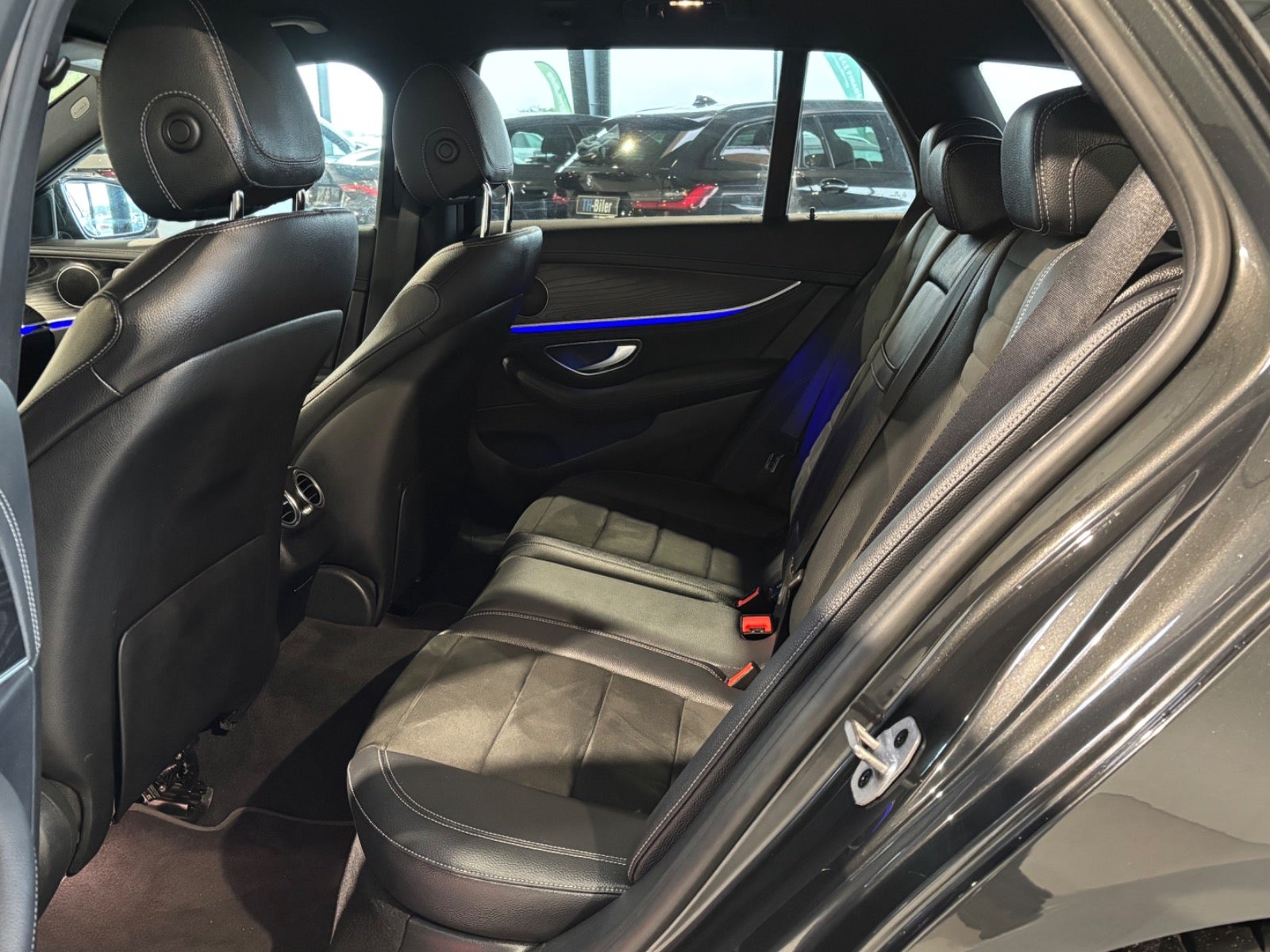 Mercedes E300 de, Billede 15