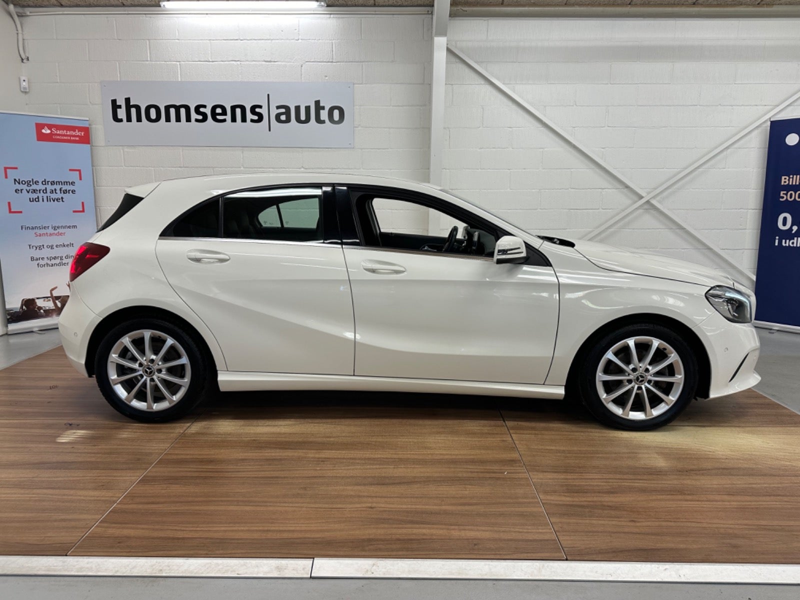 Mercedes A220 d 2016