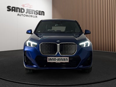 BMW iX1 eDrive20 M-Sport Van