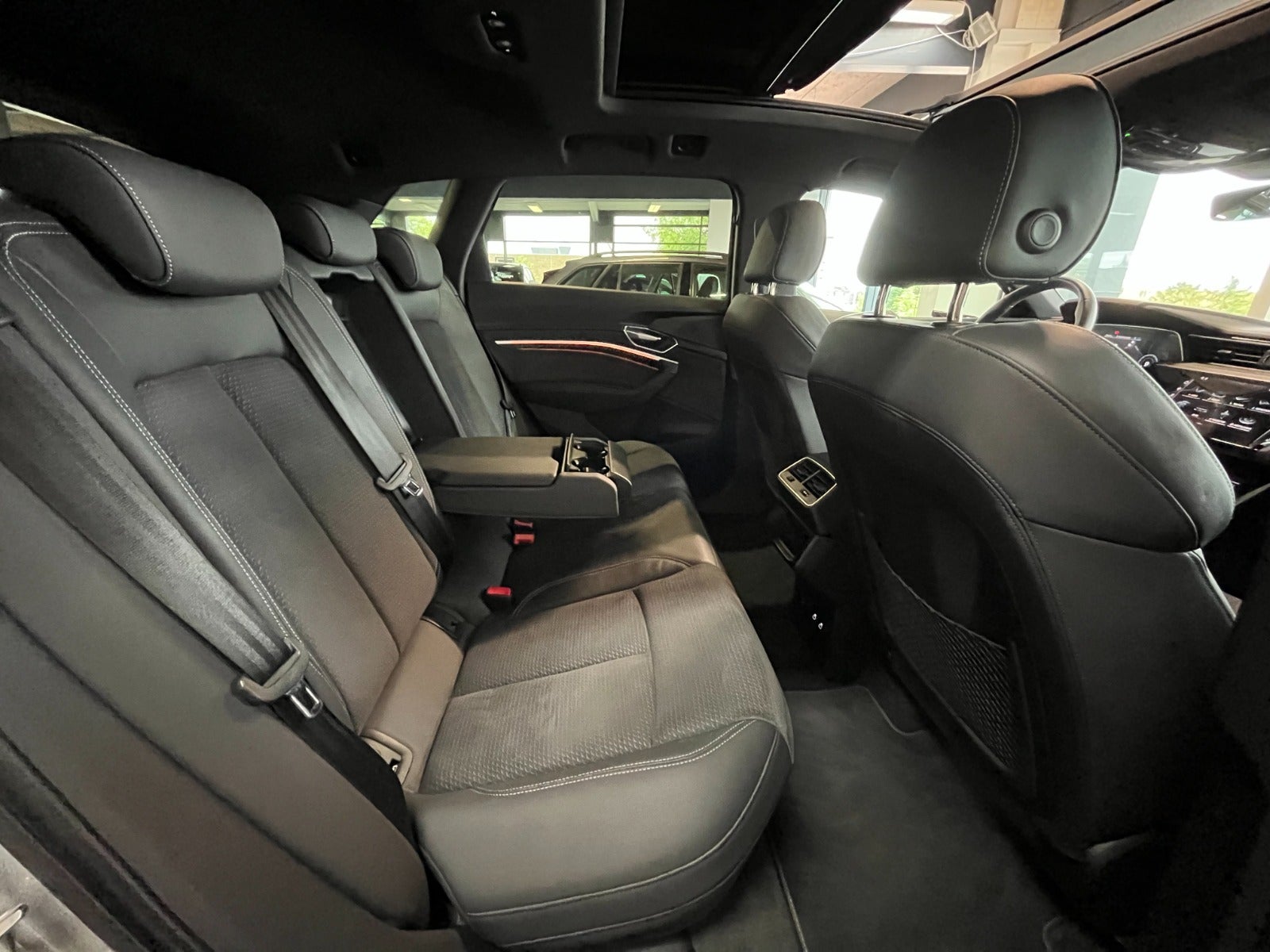 Billede af Audi e-tron 50 S-line quattro