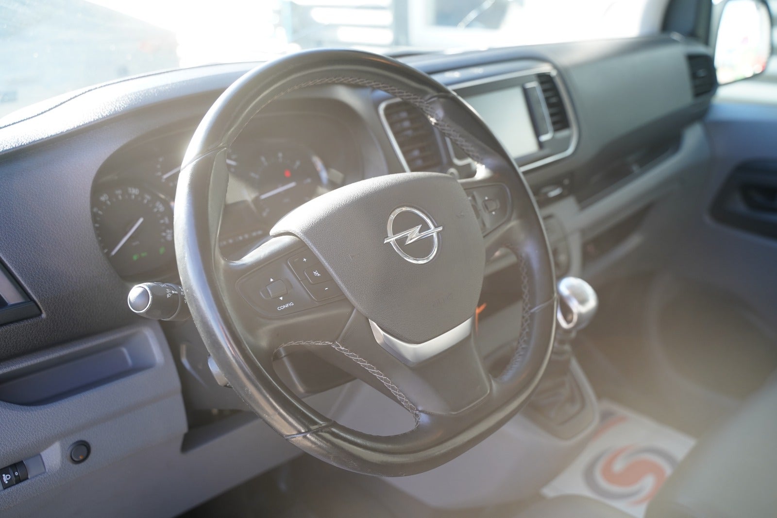 Billede af Opel Vivaro 2,0 D 122 Enjoy L3V2