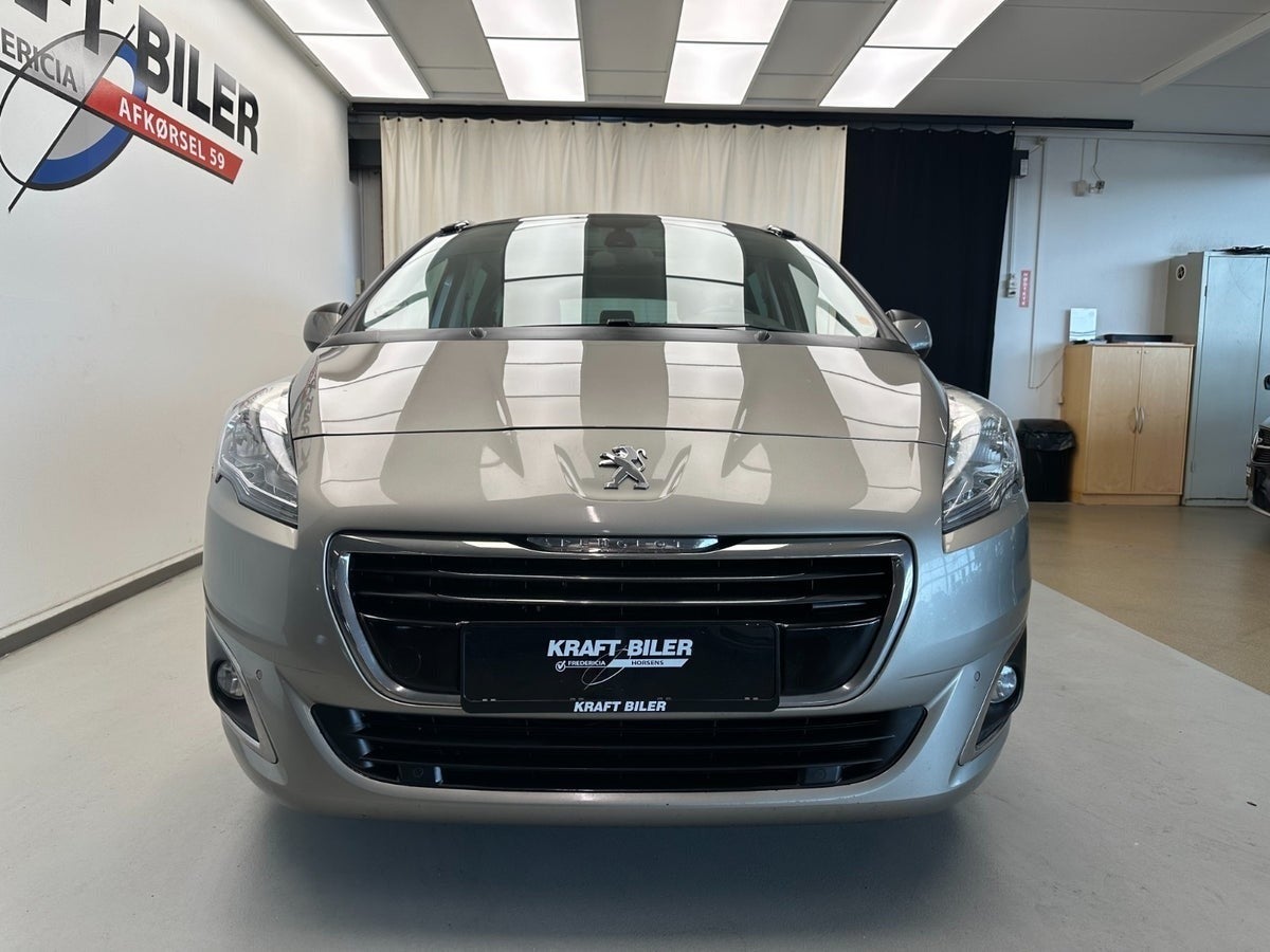Billede af Peugeot 5008 1,6 BlueHDi 120 Allure 7prs