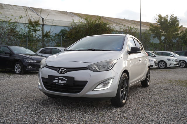 Hyundai i20 1,25 Trend Van