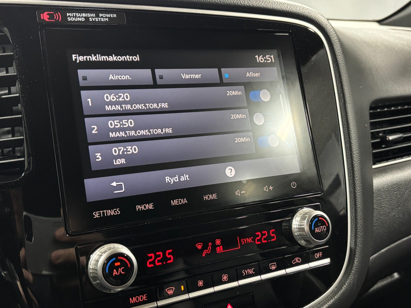 Billede af Mitsubishi Outlander 2,4 PHEV Instyle CVT 4WD