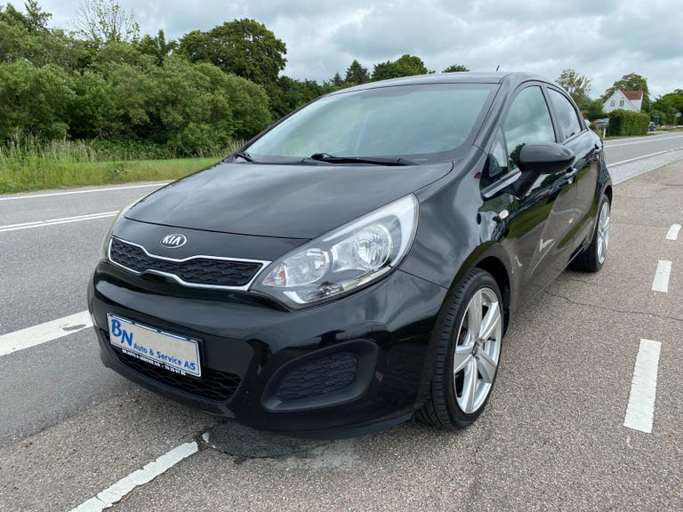 Kia Rio CVVT Collect