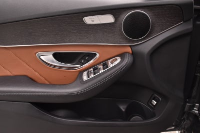 Mercedes C300 de AMG Line stc. aut.