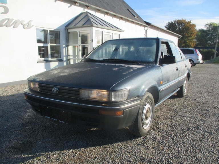 Toyota Corolla XLi LB