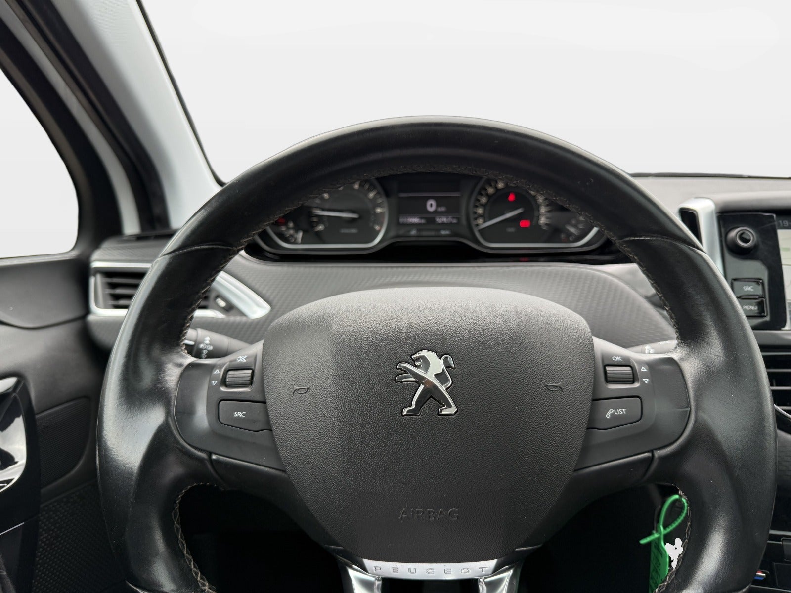 Billede af Peugeot 208 1,2 PureTech 82 Allure Sky