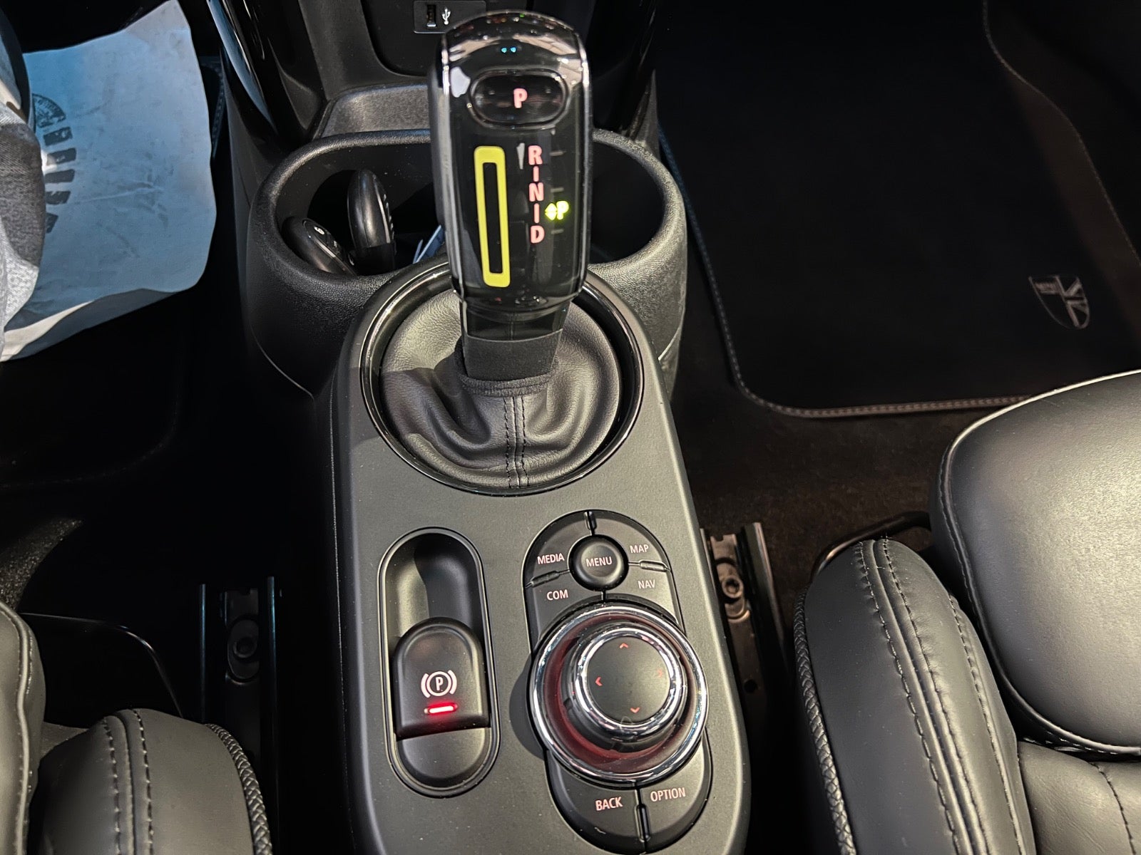 MINI Cooper SE Yours Trim