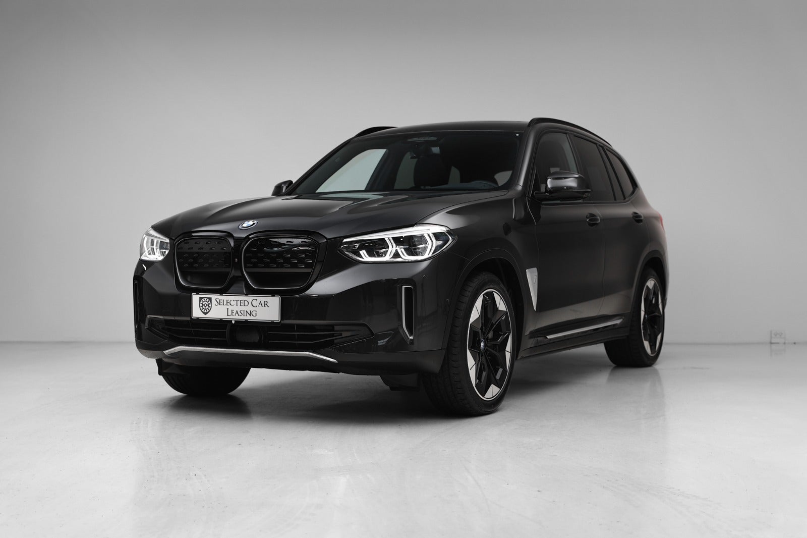 BMW iX3 Impressive