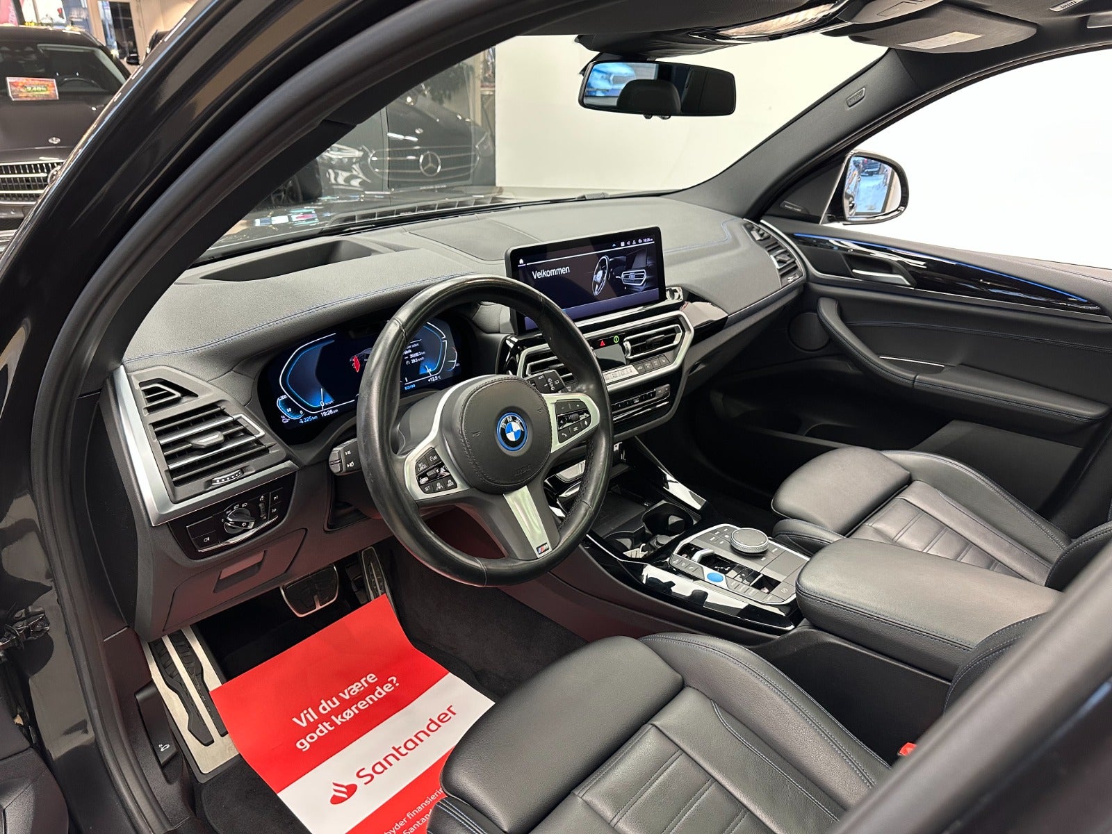 Billede af BMW iX3  Charged M-Sport