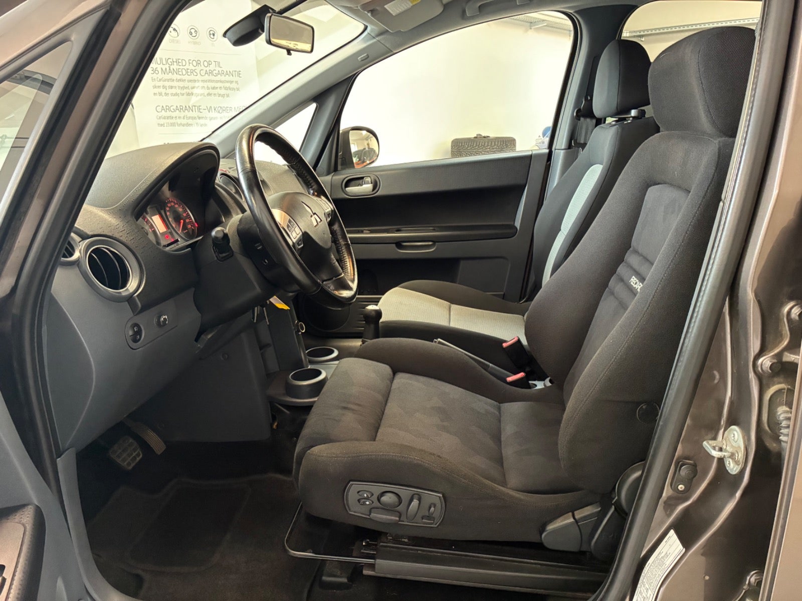 Billede af Mitsubishi Colt 1,3 Elegance Allshift Coopack