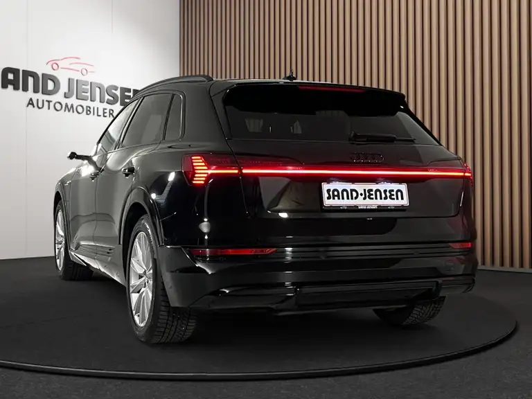 Audi e-tron S-line quattro