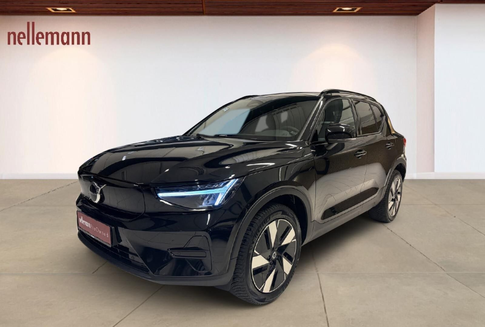 Volvo XC40 Standard Range Plus