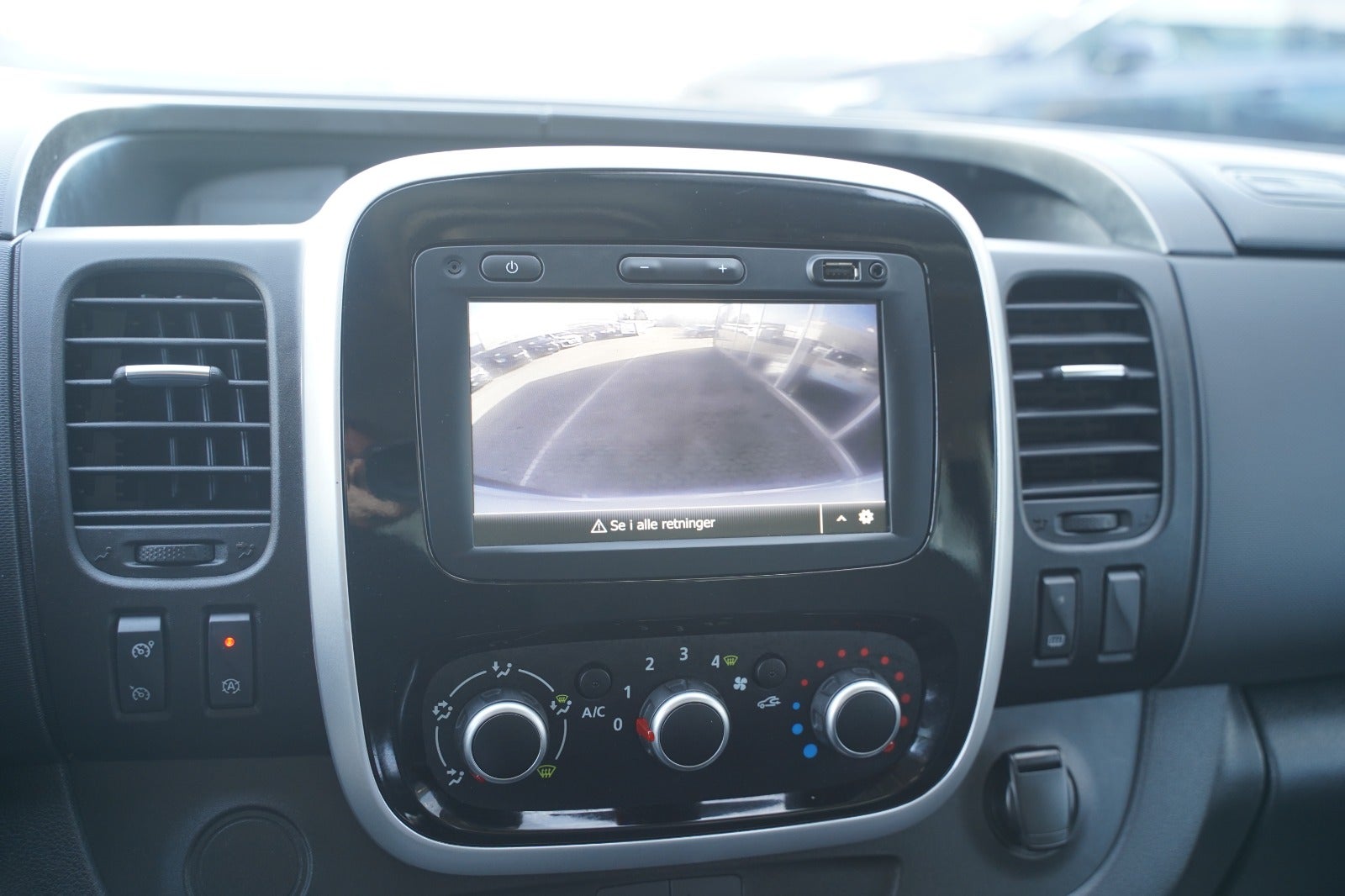 Billede af Renault Trafic T29 2,0 dCi 170 L1H1 EDC