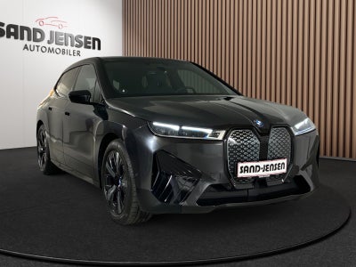 BMW iX xDrive40 Supercharged