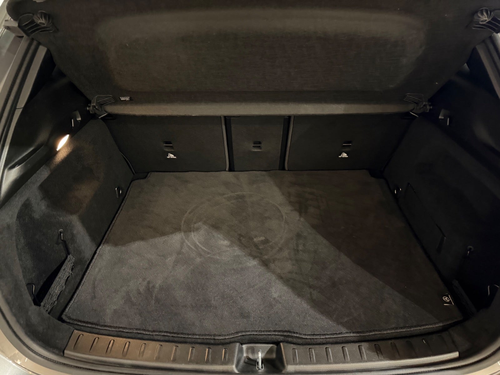 Mercedes EQA250 Electric Art