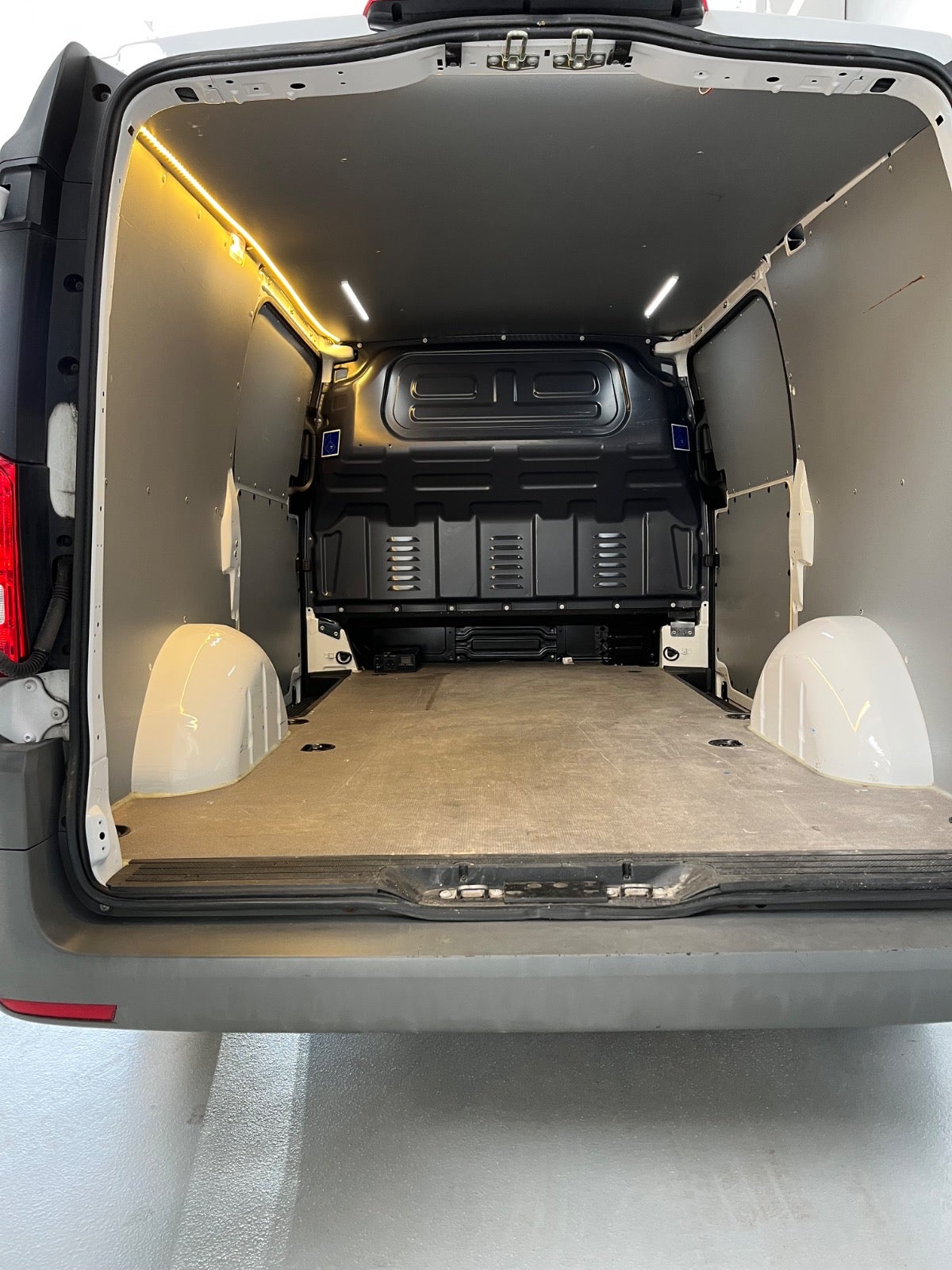 Billede af Mercedes Vito 114 2,0 CDi Kassevogn aut. L RWD