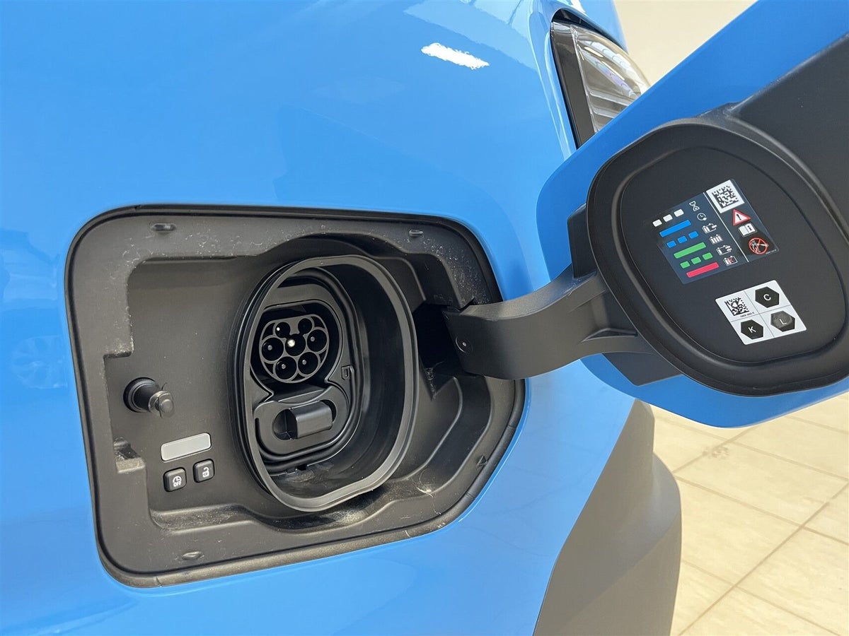 Renault Master V T35 E-Tech L2H2 Kassevogn Tekno billede 15