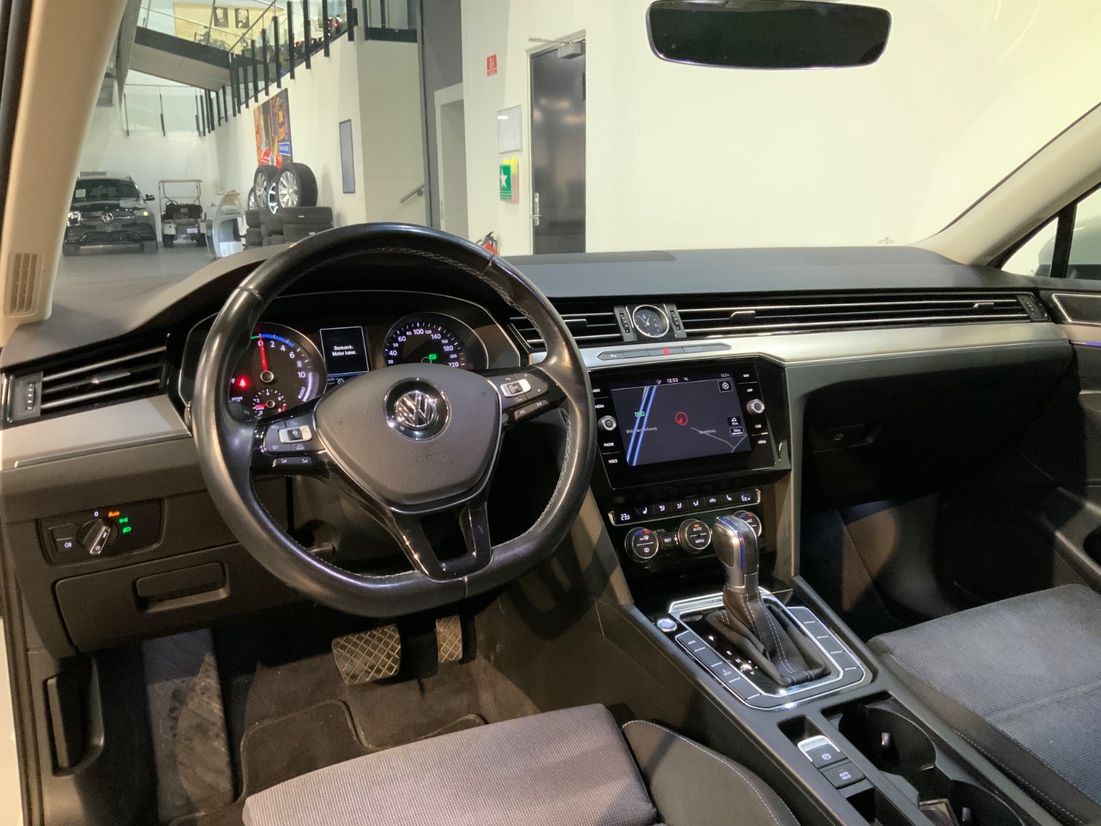 VW Passat (7/8)