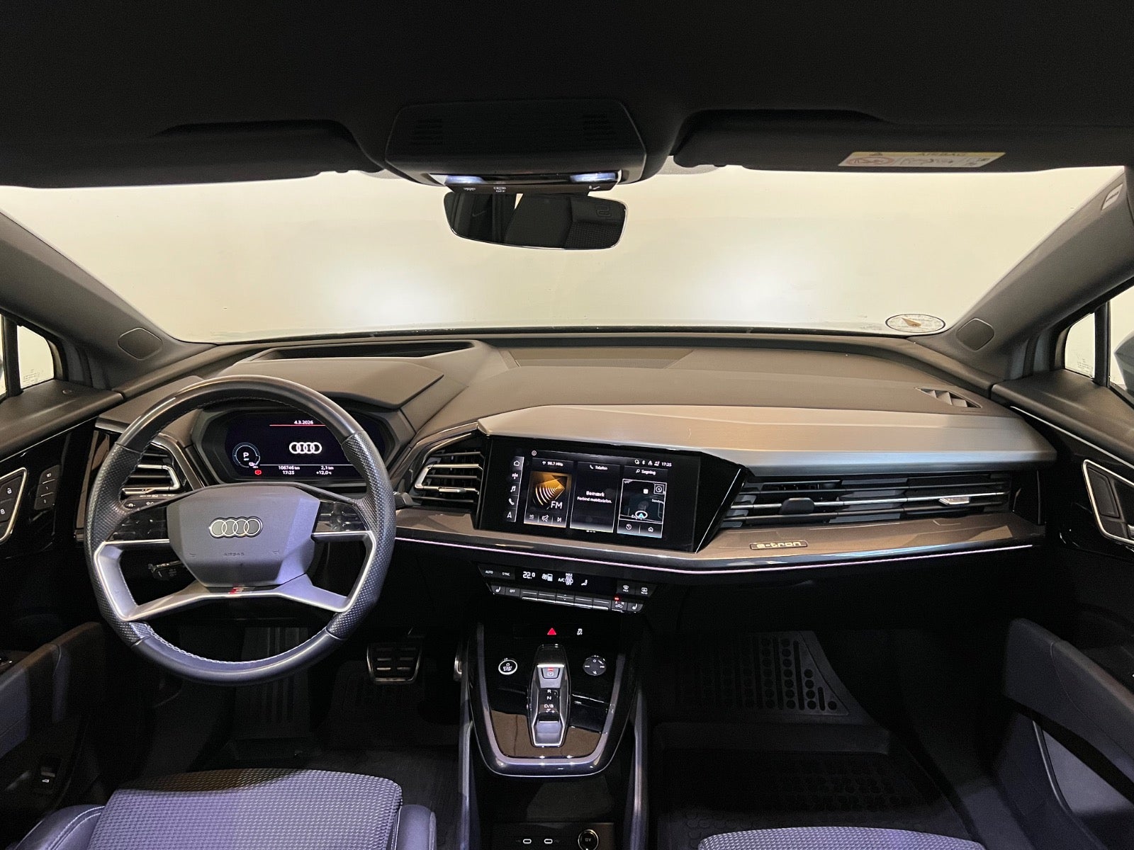 Audi Q4 e-tron S-line