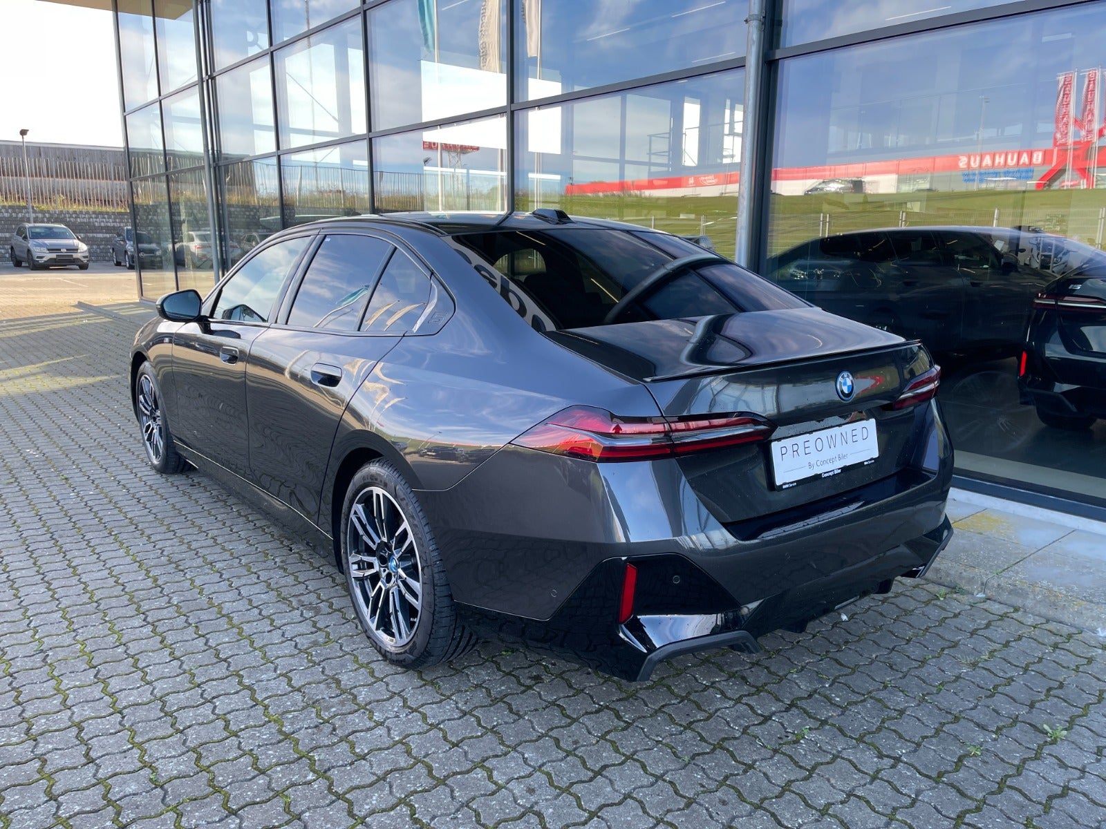 BMW i5 eDrive40 M-Sport 4d - 4