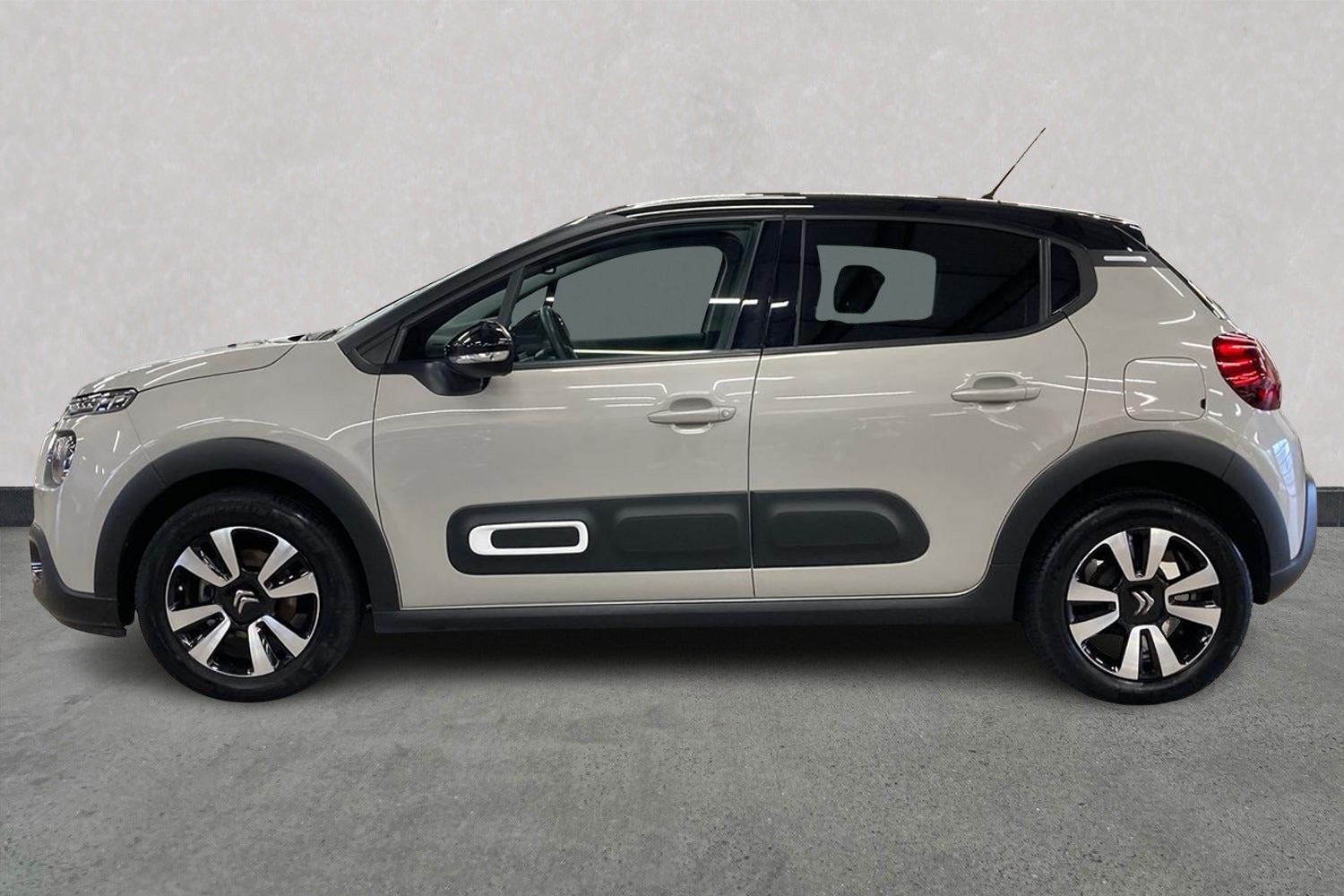 Billede af Citroën C3 1,2 PureTech 83 Shine