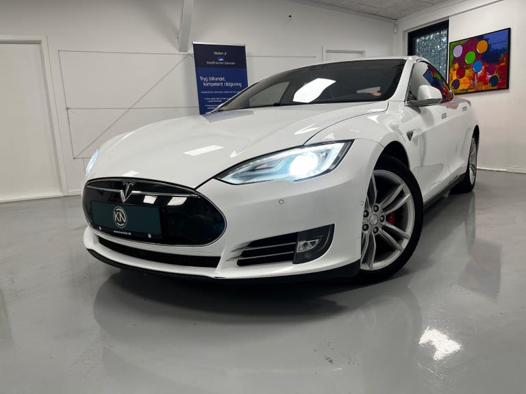Tesla Model S 85D