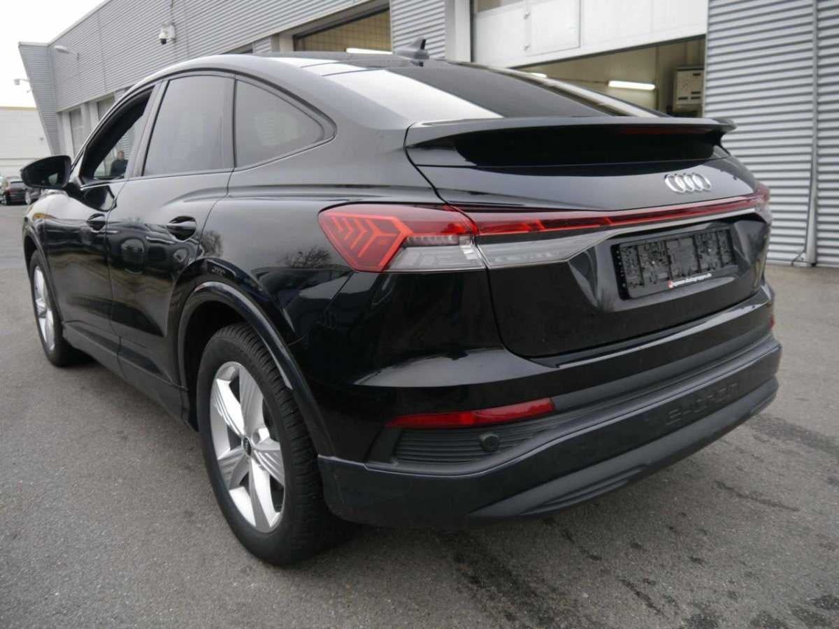 Audi Q4 e-tron Advanced Sportback