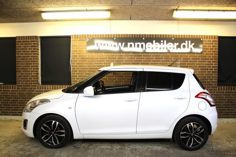 Suzuki Swift Dualjet Style