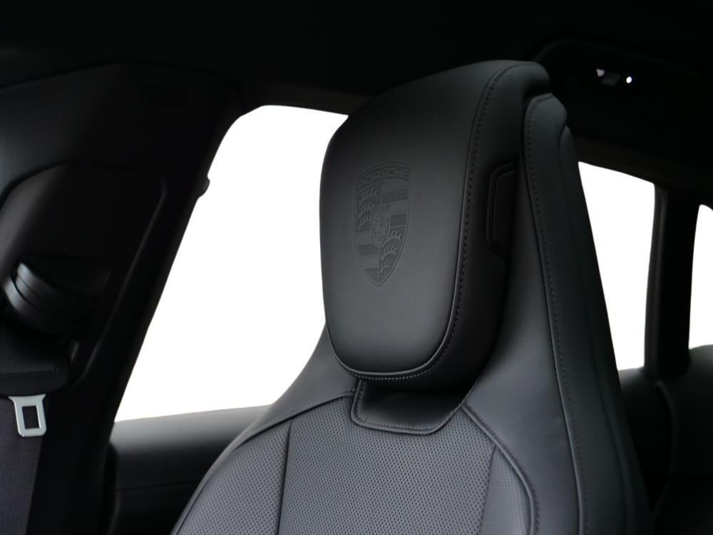 Porsche Taycan 4S Performance+ Cross Turismo