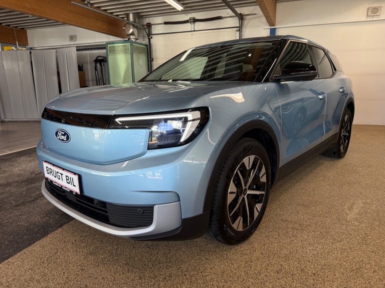 Ford Explorer Select Extended Range