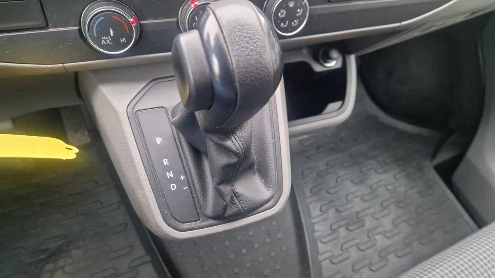 Billede af VW Transporter 2,0 TDi 150 Kassevogn DSG lang