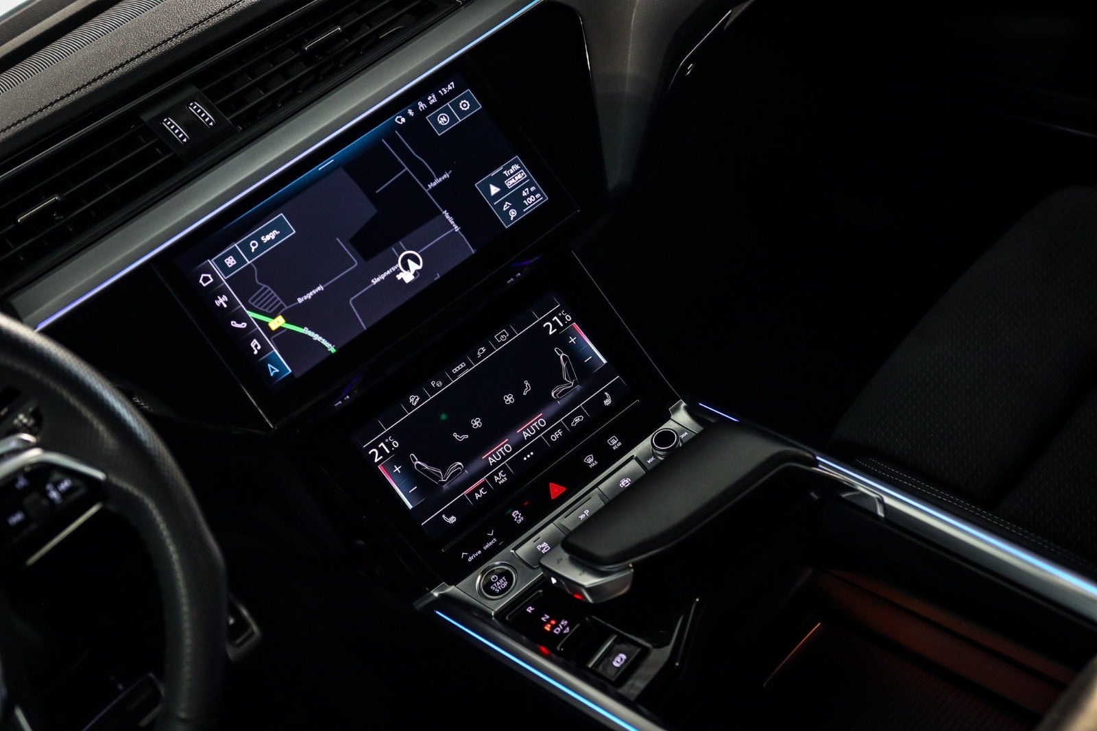 Billede af Audi Q8 e-tron 55 S-line quattro