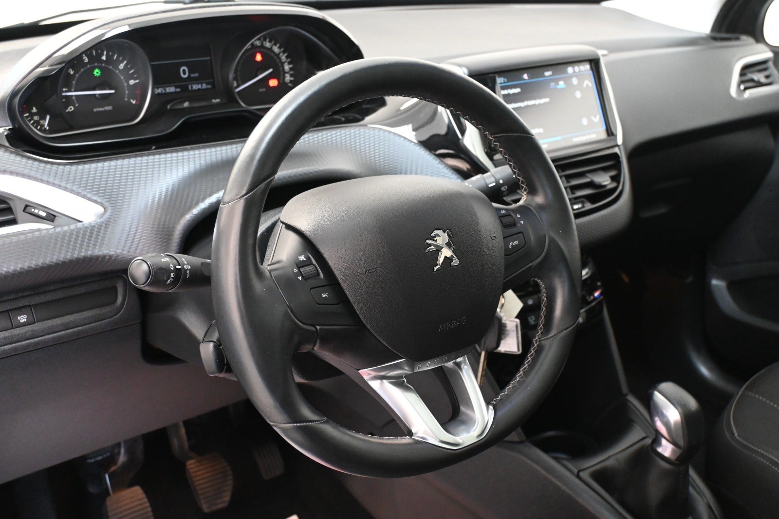 Peugeot 208 PureTech 82 Exclusive+