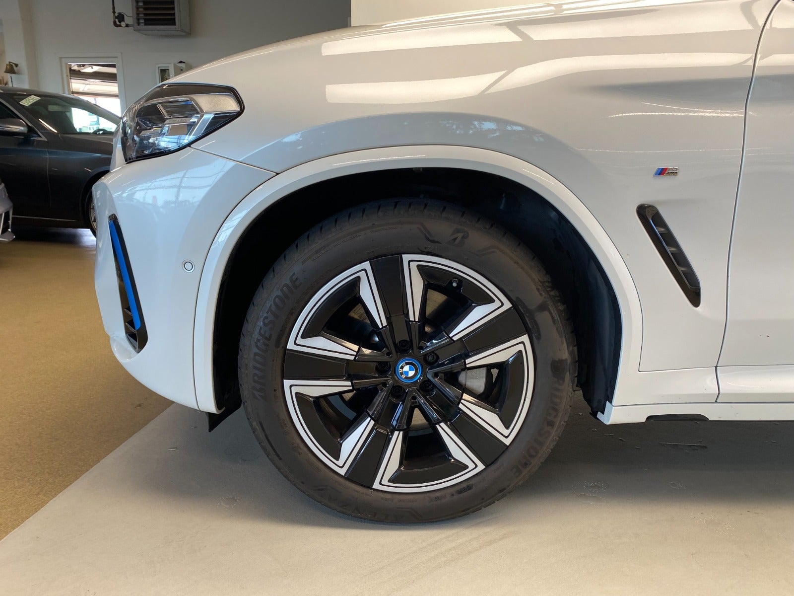 Billede af BMW iX3  Charged M-Sport
