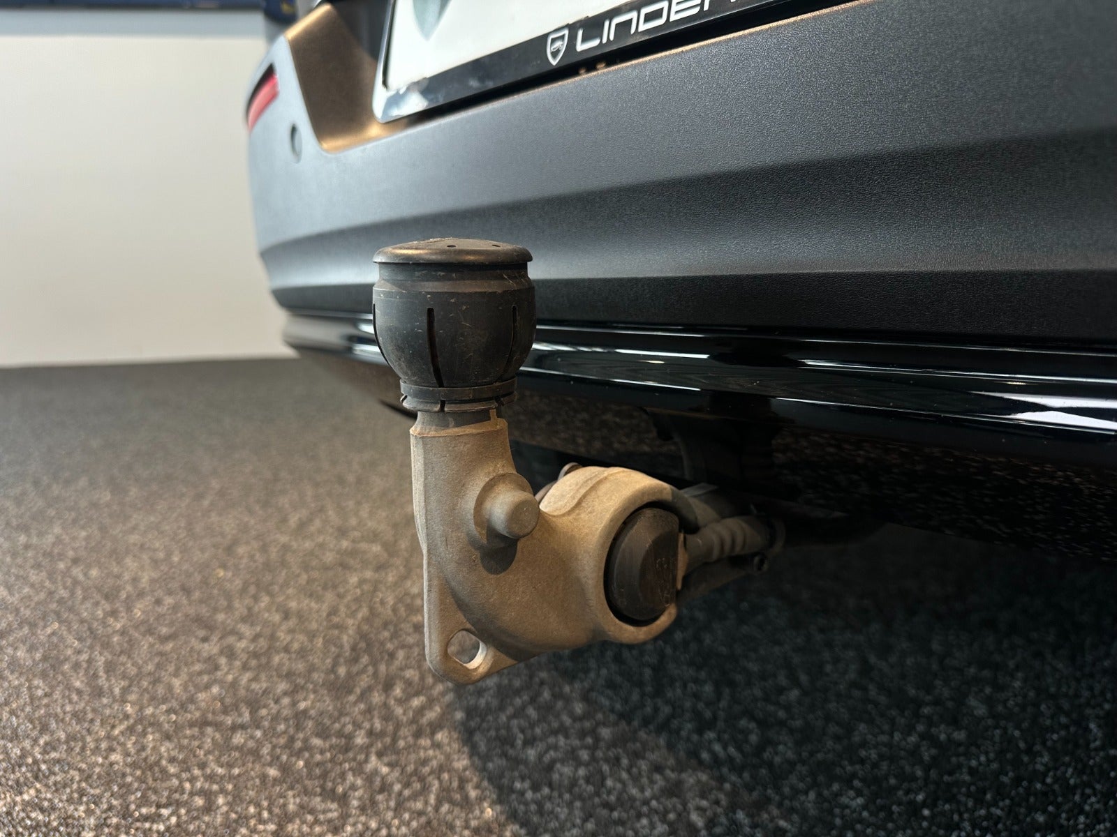 Volvo XC40 P6 ReCharge Plus 5d - 16