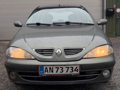 Renault Megane I 1,6 16V Expression 5d