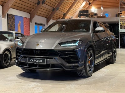 Lamborghini Urus 4,0  5d
