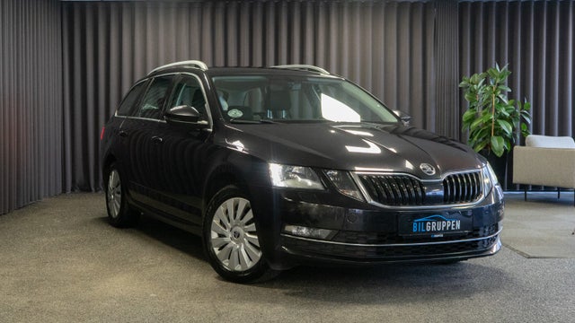 Skoda Octavia 1,6 TDi 115 Style Combi DSG