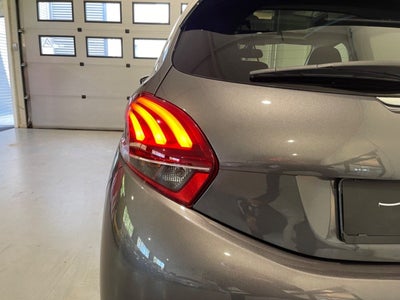 Peugeot 208 BlueHDi 100 Desire Sky