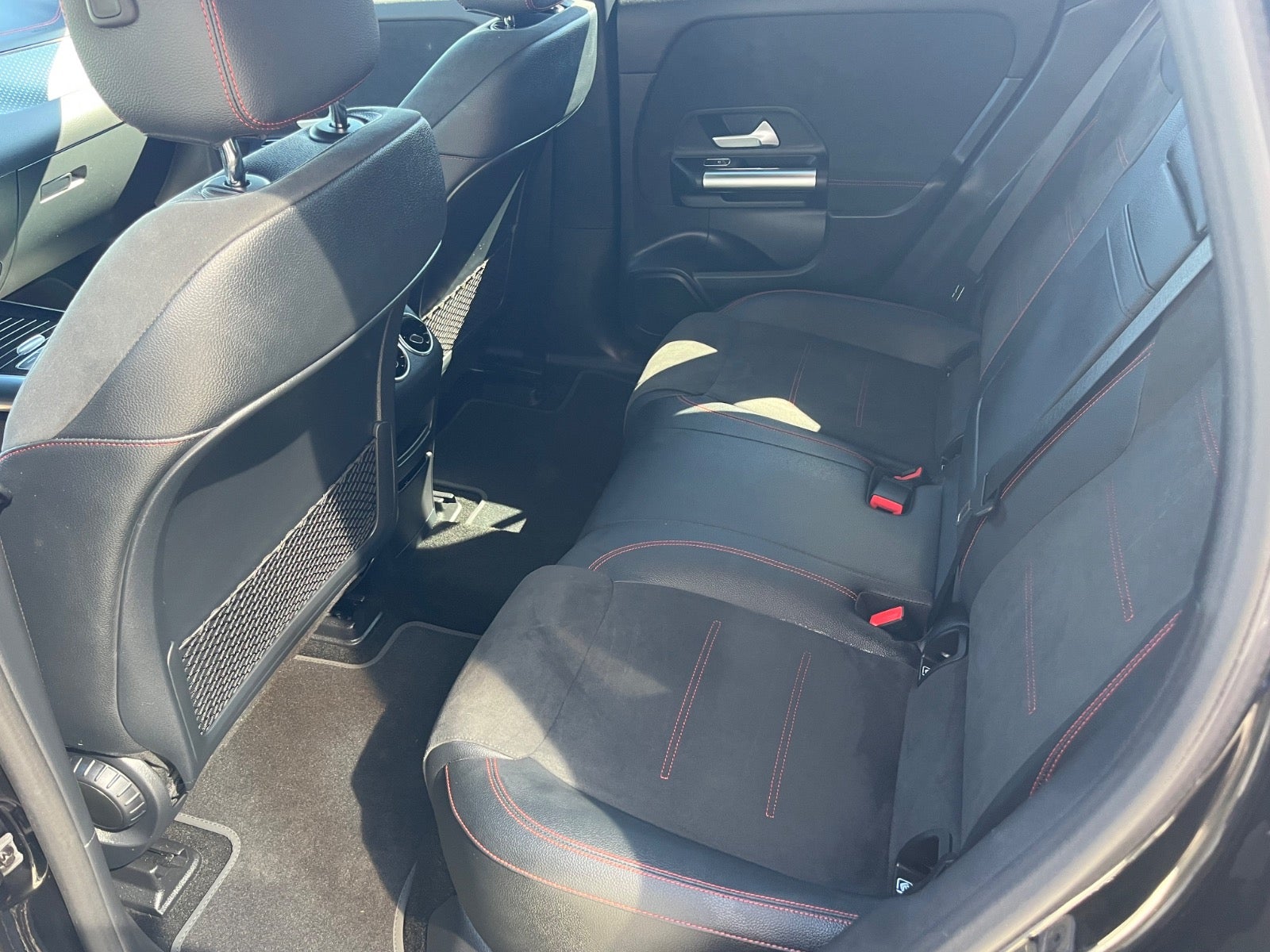 Billede af Mercedes EQA350  AMG Line 4Matic