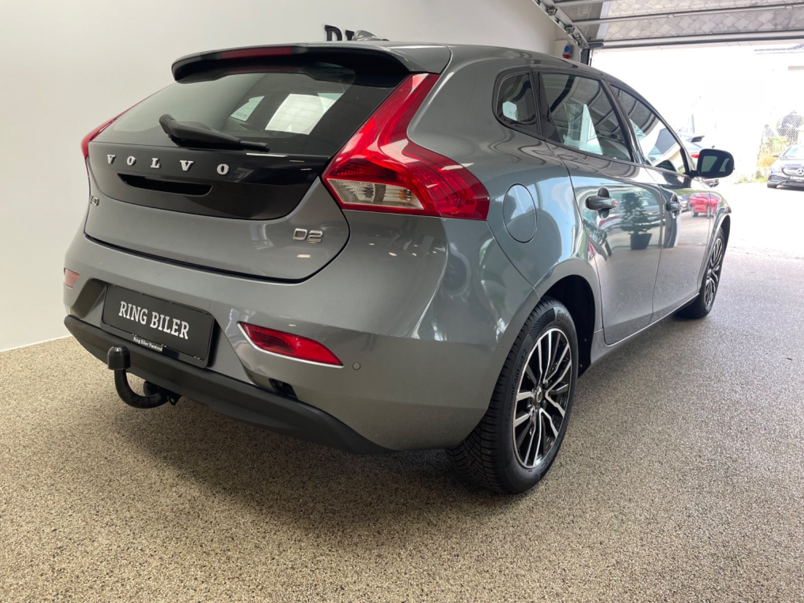 Volvo V40 2017