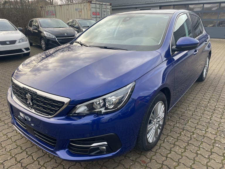 Peugeot 308 BlueHDi 130 Selection Sky